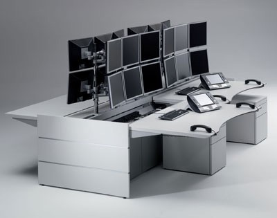 U-Com ������������������ ������